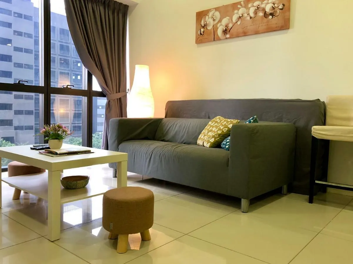 Charming Suite & Sunway And Petaling Jaya Apartment