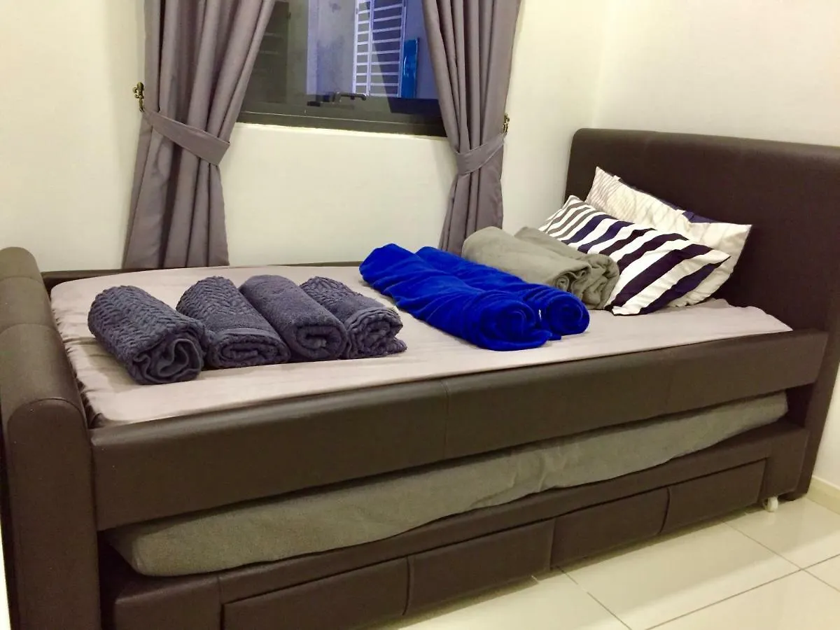 Charming Suite & Sunway And Petaling Jaya Apartment
